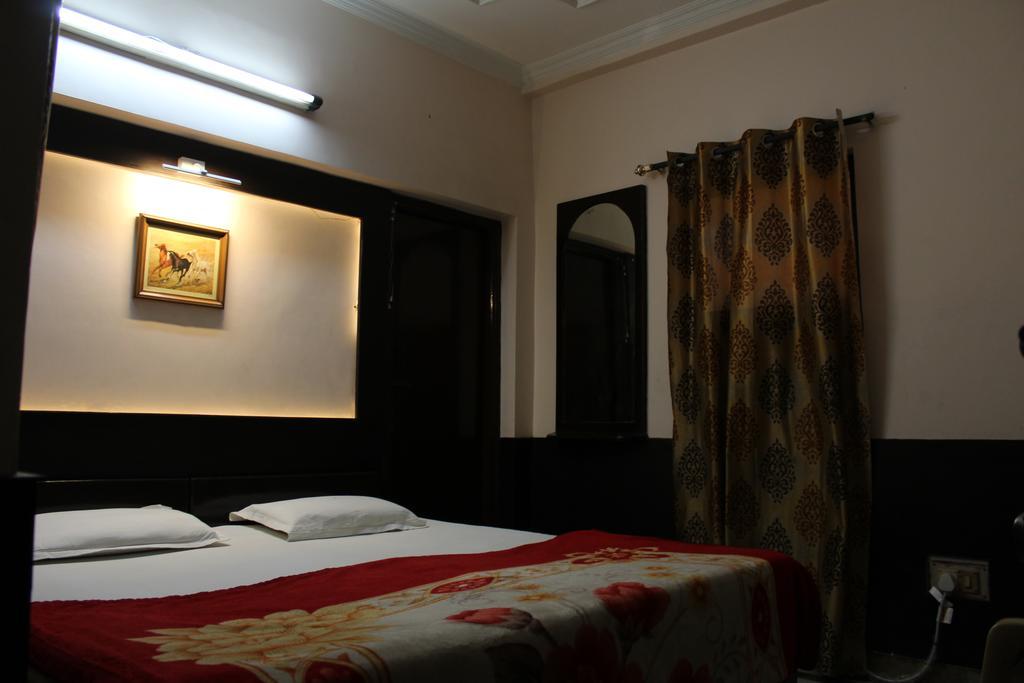 Hotel Ajay International Agra  Exterior photo