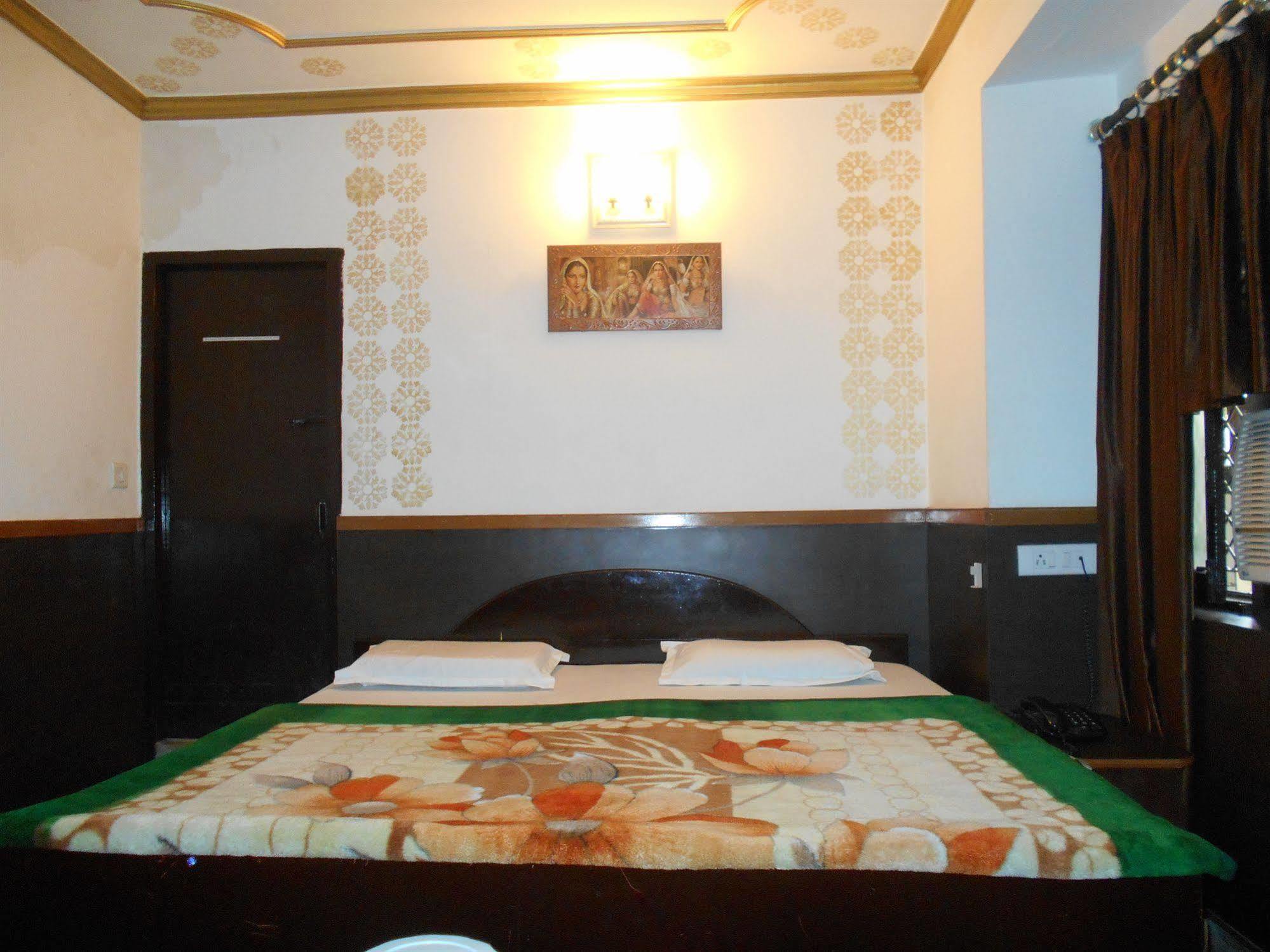 Hotel Ajay International Agra  Exterior photo