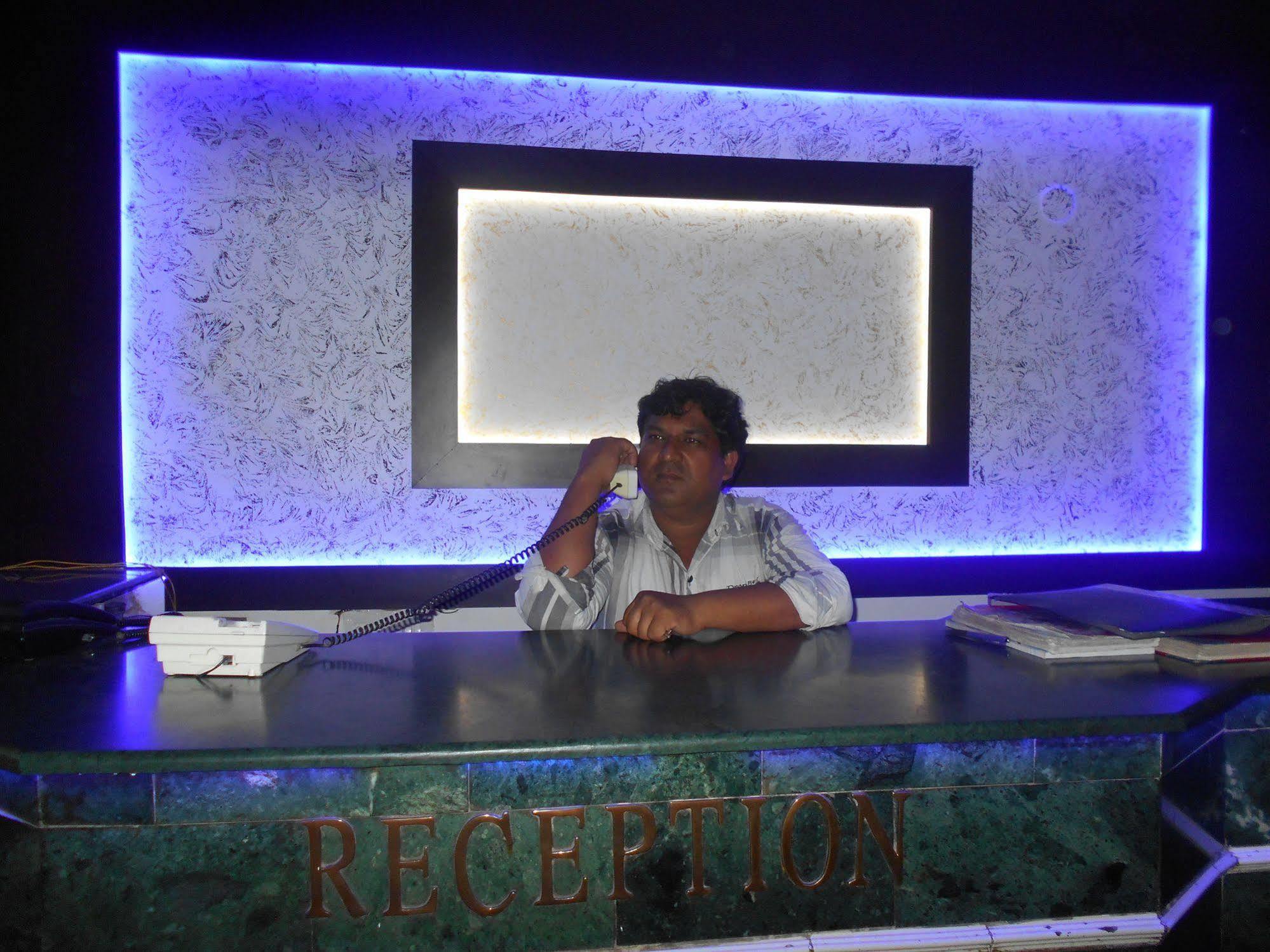 Hotel Ajay International Agra  Exterior photo